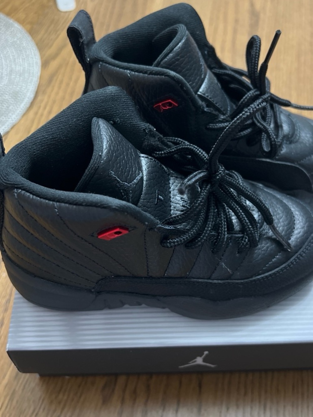 Jordan 12 Kids Bloodline PS Black size 11C